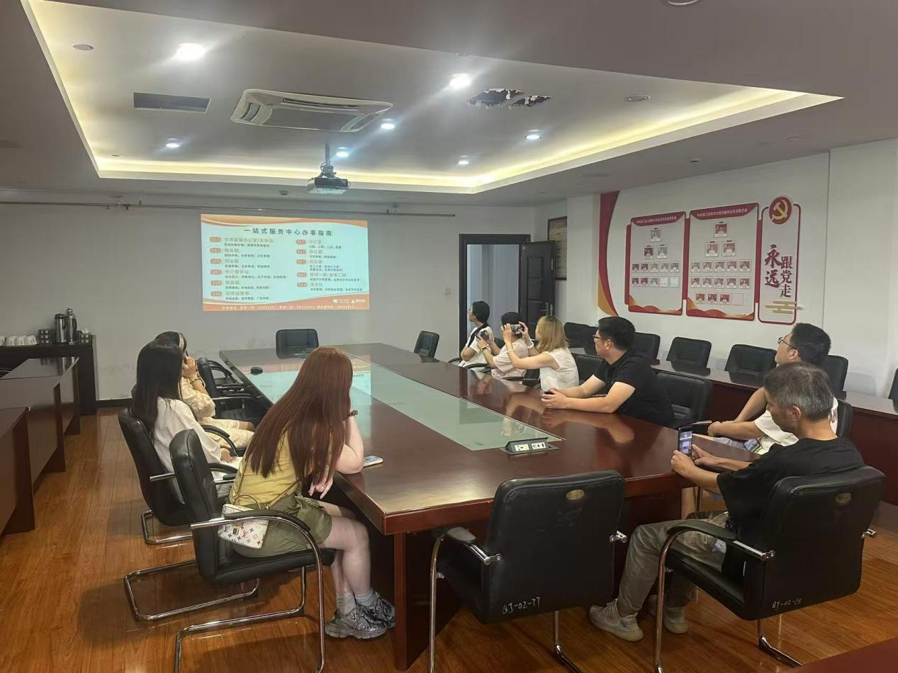 钱江商城发展新商户培训筑牢规范经营与消防安全防线