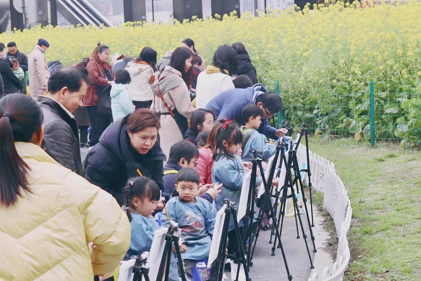 水晶城油菜花绘画活动圆满进行