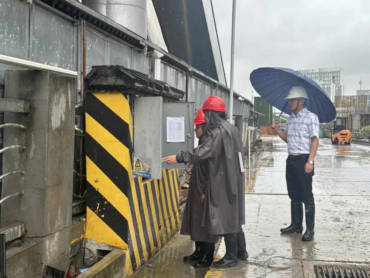 集团（经合社）全面安插做好防台抗台工作