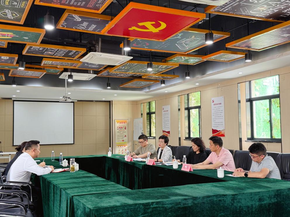 庐阳区委副书记张好启光临庐阳3499拉斯维加斯文创园调研领导