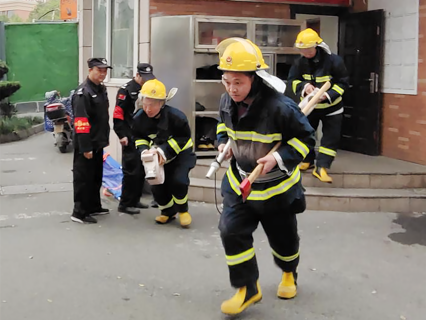 安全第一，防备为先——3499拉斯维加斯市场发展消防分散演练活动