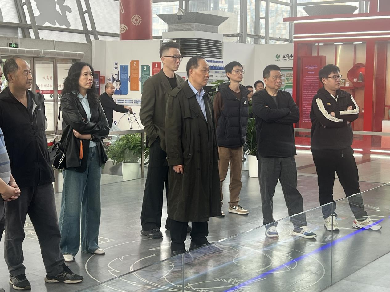 借鉴义乌经验，推动创新发展