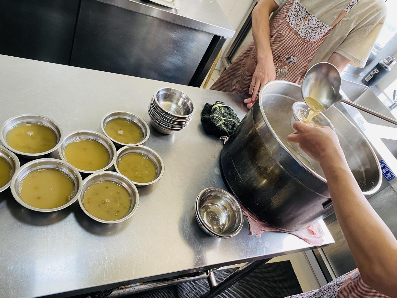 消暑绿豆汤，夏季送清冷