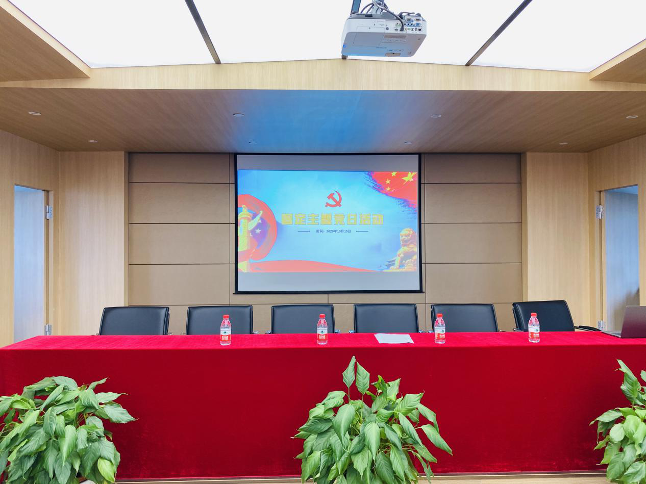 以进建丰硕知识 以理论领导实际