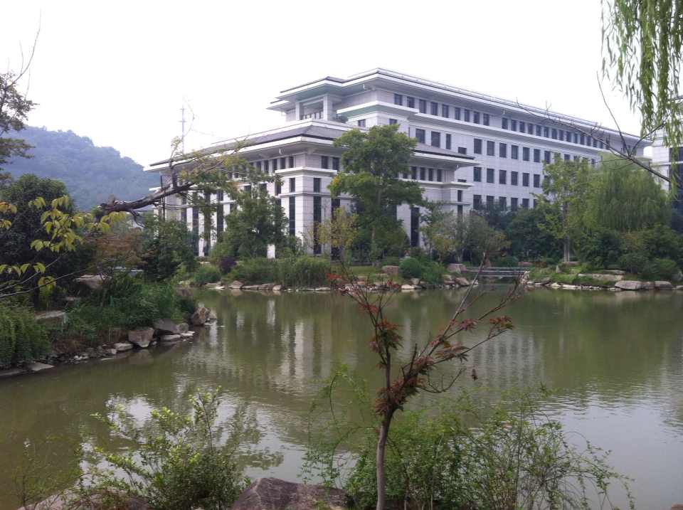 水晶城参与杭州市企业工会主席班培训 (1).jpg